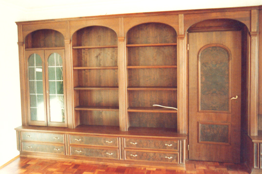 Moebel - WERKSTATT FÜR FEINE TISCHLERARBEITEN